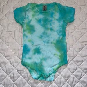 brand new tie dye onesie